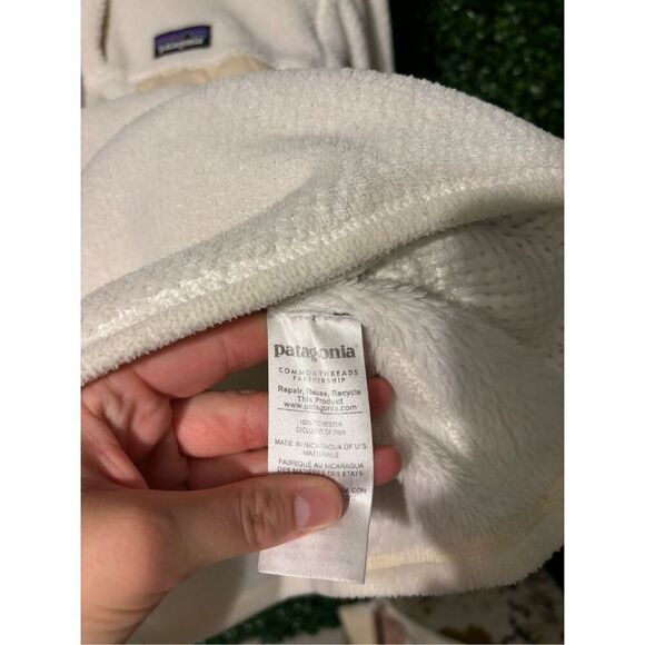 Patagonia White and Cream Snap Tool Pullover Soft Sweater Size Medium - Picture 4 of 4